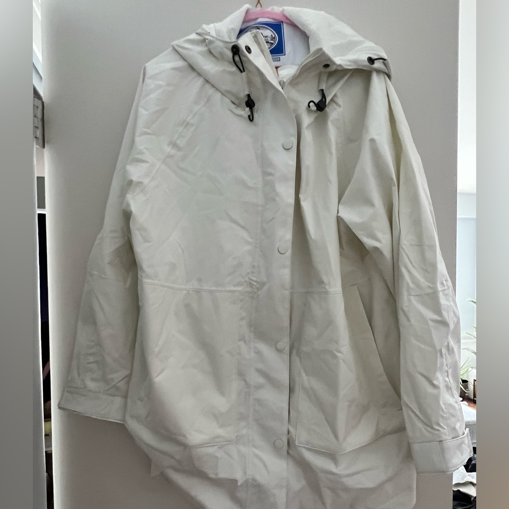 Quince Light Cream Hooded Trench Coat